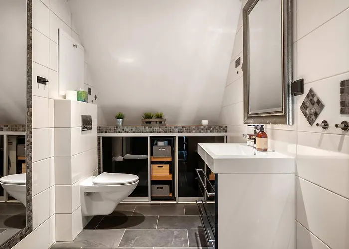 דירה Dinbnb L 200m To Bryggen L Luxury 2 Bedroom L 2min To Floibanen *